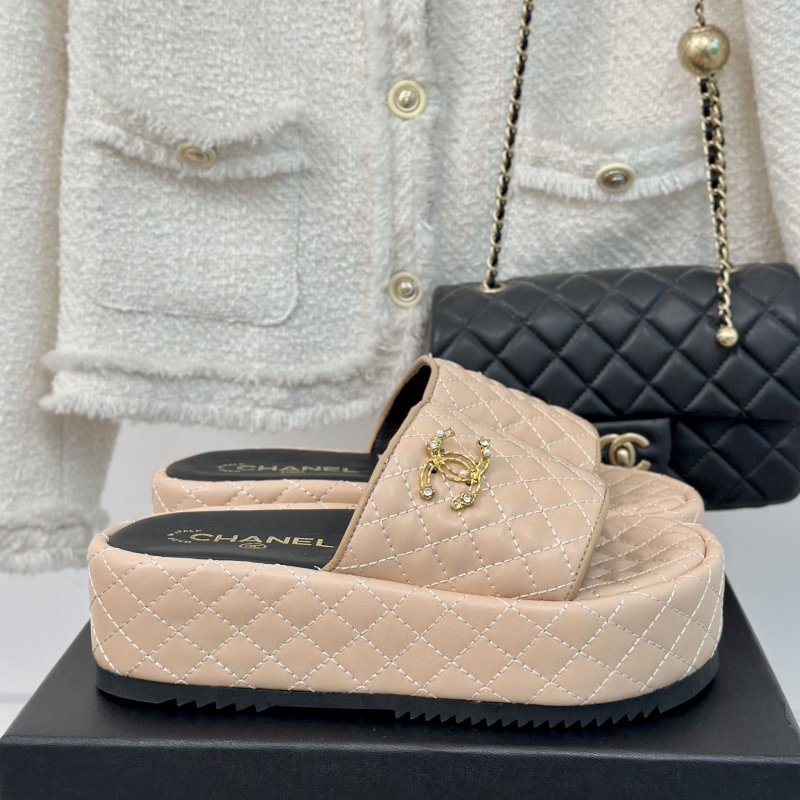 Ch*el slippers